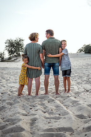 Gezin_photoshoot_strand_milou soeters